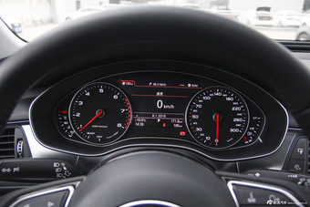 2015款奥迪A6（进口）allroad 3.0T自动quattro