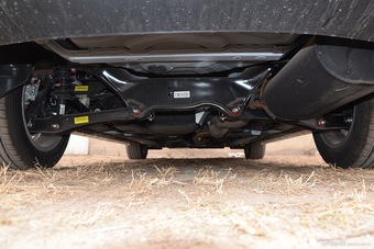 2016款翼神1.8L 手动黑白复刻版