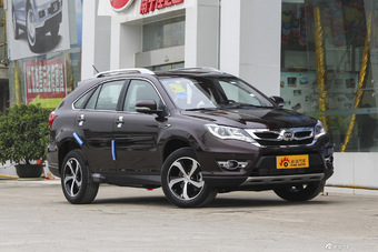 2015款比亚迪S7升级版2.0T自动尊贵型