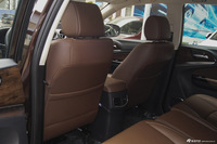 2015款比亚迪S7升级版2.0T自动尊贵型