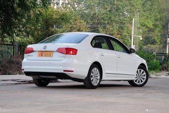 2015款速腾230TSI自动舒适型