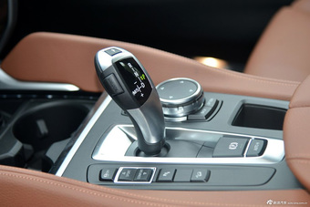 2015款宝马X6 2.0T自动xDrive28i