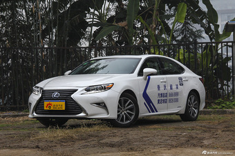2015款雷克萨斯ES 2.5L自动300h豪华版图片