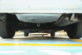 2013款花冠1.6L手动豪华版