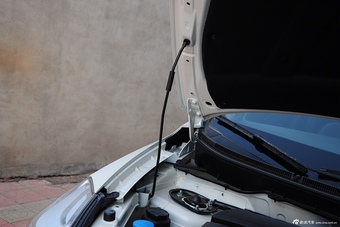 2015款绅宝X65 2.0T手动豪华型