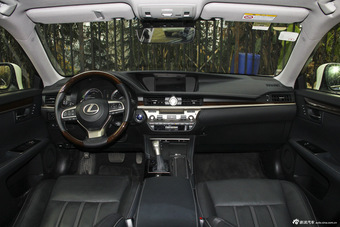 2015款雷克萨斯ES 2.5L自动300h豪华版图片