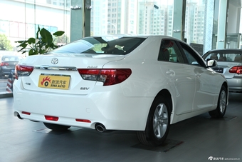 2013款锐志2.5S自动菁锐版