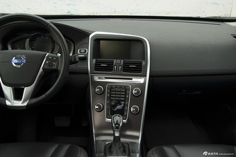 2015款沃尔沃XC60 T6 AWD