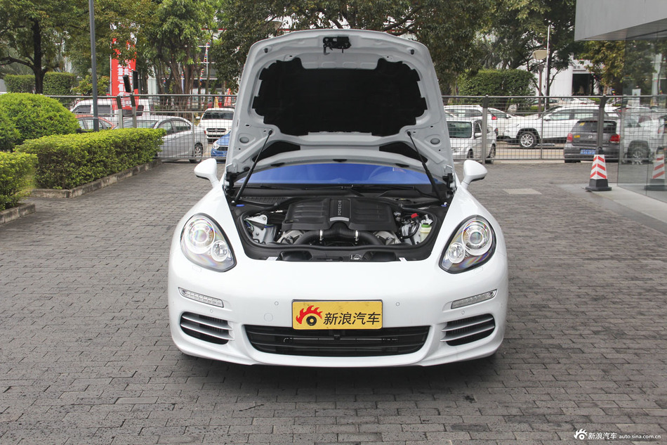 2014款保时捷Panamera 4S Sport Edition 3.0T自动