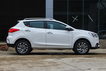 2015款瑞风S2 1.5L手动豪华型