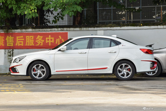 2015款绅宝CC 1.8T手动舒适版