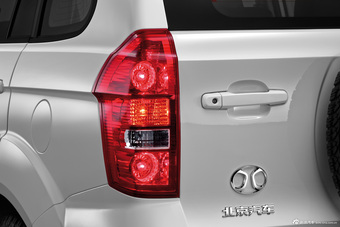 2015款北汽威旺007