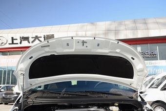 2016款上汽大通G10 2.0T自动行政版