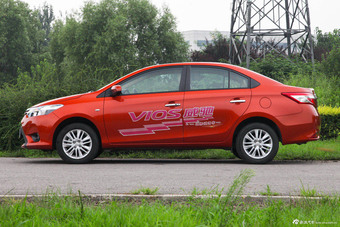 2014款威驰1.5L自动智尊版