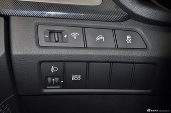 2013款全新胜达2.4L自动两驱GLS