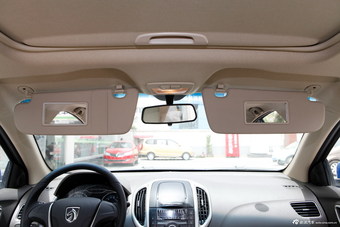 2014款宝骏610自动豪华型