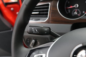 2016款高尔夫·嘉旅1.4T自动旗舰型280TSI