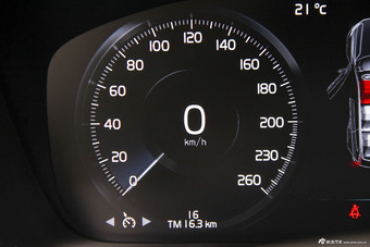 2015款沃尔沃XC90 2.0T自动 T6智逸版7座