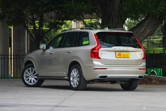 2015款沃尔沃XC90 2.0T自动 T6智雅版5座