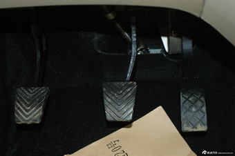 2011款骏捷FSV 1.5L手动舒适型