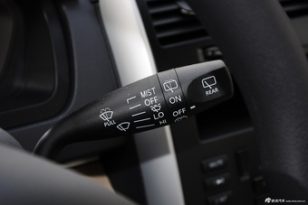 2015款绅宝D20两厢1.3L手动乐活版