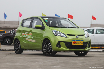 2015款奔奔1.4L手动天窗版国4