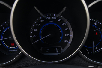 2015款逸动XT 1.6L手动俊酷型国IV