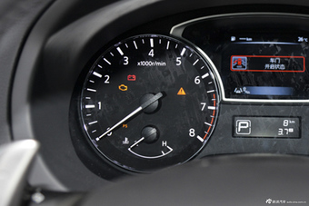 2015款天籁2.5L自动XL Upper欧冠科技版