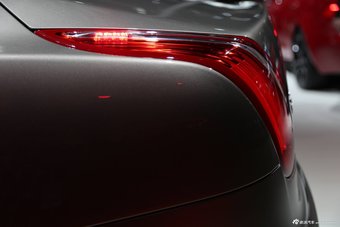 2015上海车展：捷豹XJL