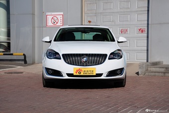 2015款君威2.0L自动领先时尚型