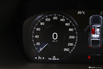 2015款沃尔沃XC90 2.0T自动 T6智逸版5座