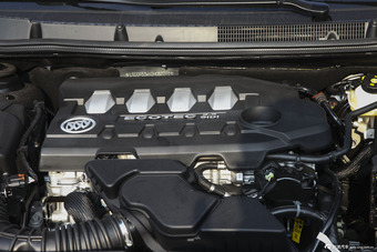 2013款君越2.4L SIDI自动精英舒适型