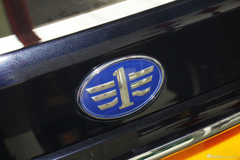 2014款奔腾B90 1.8T自动豪华型到店实拍