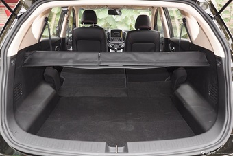 2015款宝骏560 手动豪华