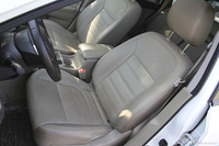 2014款雷诺科雷傲2.5L四驱豪华版