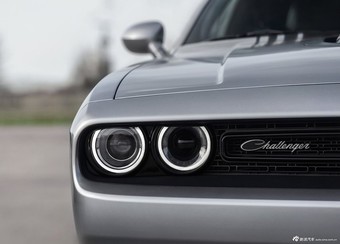 2015款Dodge Challenger