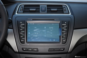 2015款绅宝X65 2.0T手动豪华型