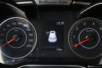 2015款中华V3 1.5L自动智能型