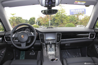 2014款保时捷Panamera 4S SportEdition 3.0T自动图片