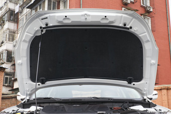 2014款奔腾B70 2.0L手动豪华型