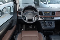 2016款上汽大通G10 2.0T自动行政版