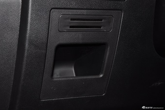 2015款 宝骏560 1.8L手动舒适型