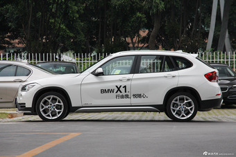 2015款宝马X1 2.0T自动xDrive20i 时尚晋级版