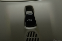 2015款沃尔沃V40 1.6T智逸版