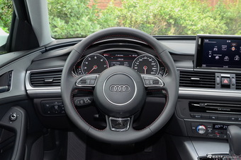 2016款奥迪A6L 2.5L自动30FSI特别版