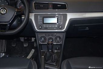 2015款朗逸1.6L手动舒适版