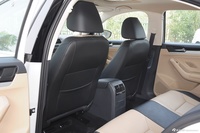 2015款速腾230TSI自动舒适型