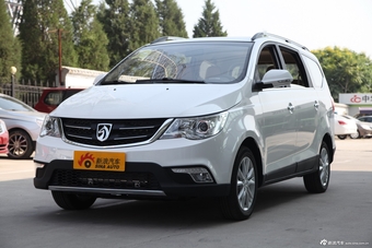 2014款宝骏730 1.5L手动舒适型