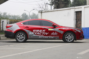 2014款阿特兹2.0L自动蓝天豪华版