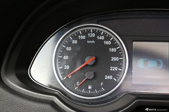 2014款中华H530 1.6L手动豪华型